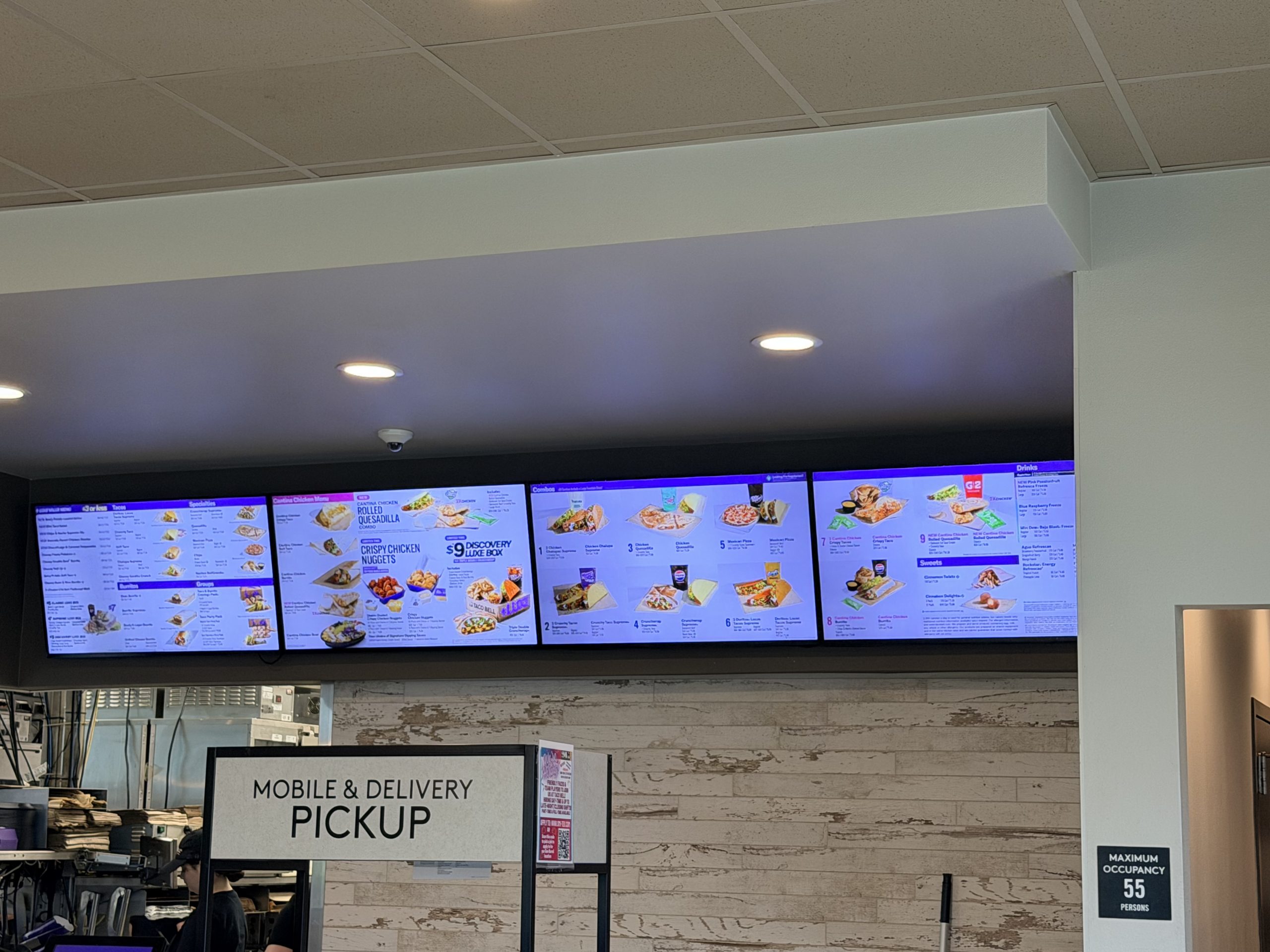 Taco Bell Restaurants Digital Menu Displays