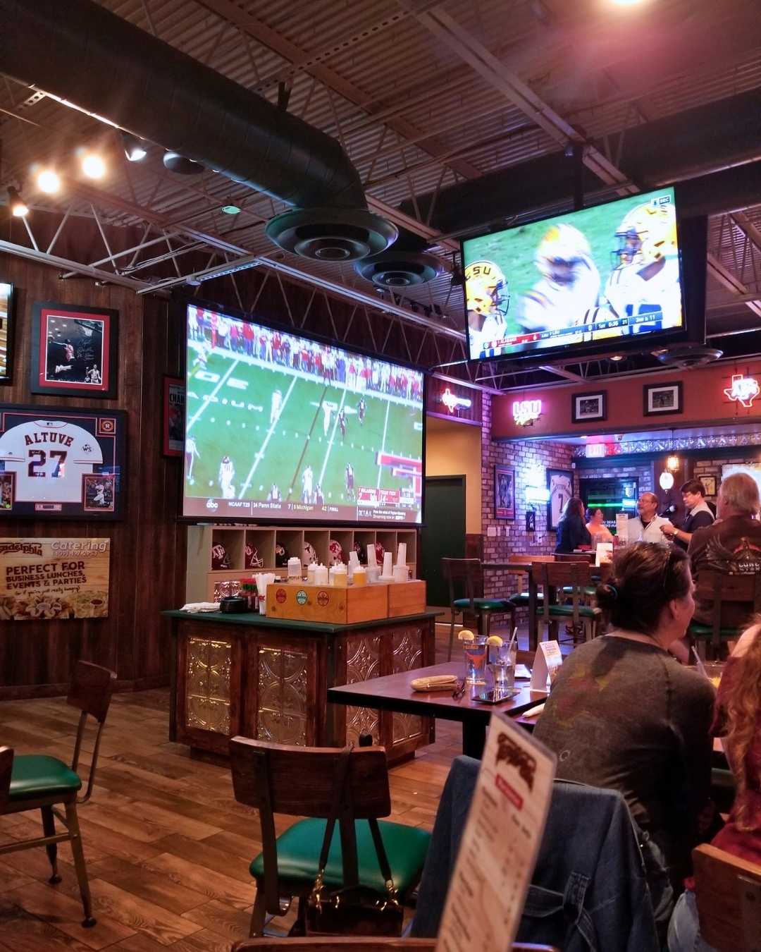 Wingstop Digital Displays 